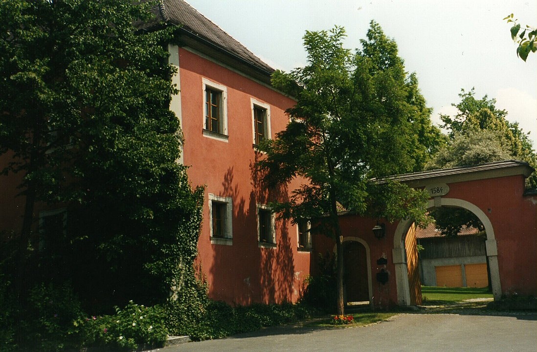 Neus Schloss in Püchersreuth - Püchersreuth in der ErlebnisRegion Oberpfälzer Wald