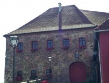 Burgen / Burgruinen - Burg Treswitz